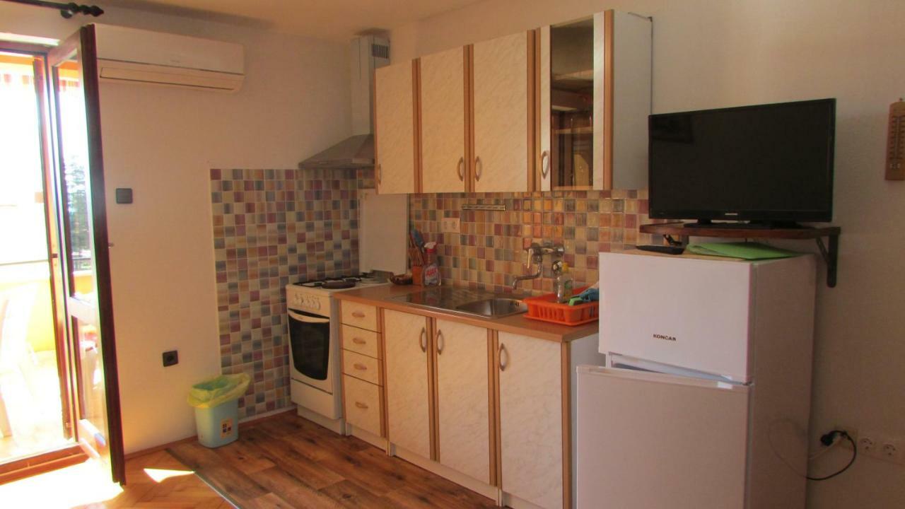 Apartmani Petunia 法扎纳 外观 照片
